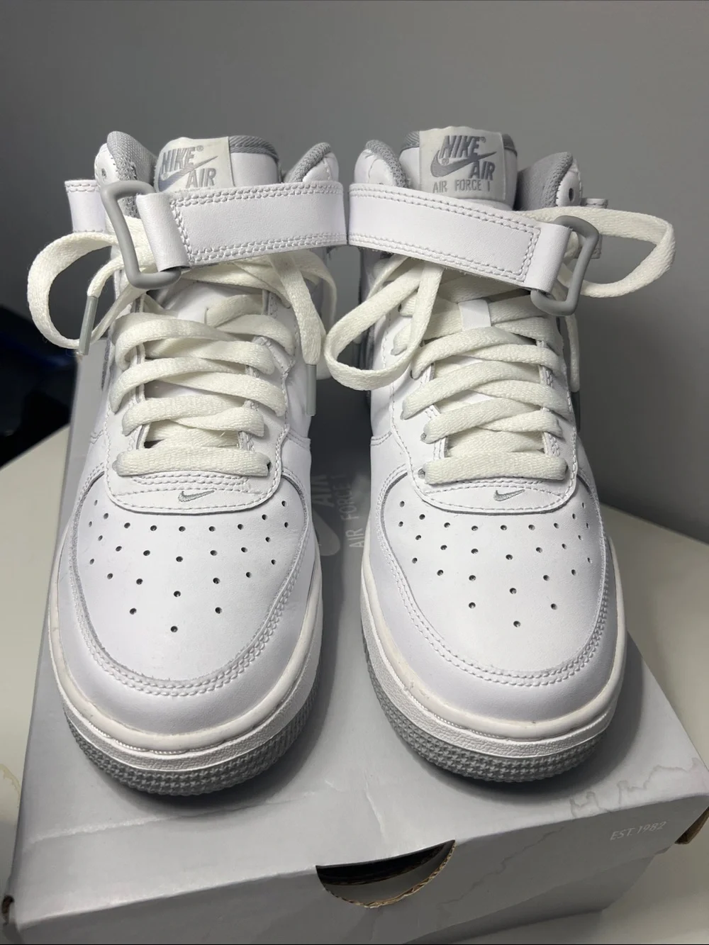 Nike Air Force 1 Mid-Top Sneakers in White & Light Gray size 5Y